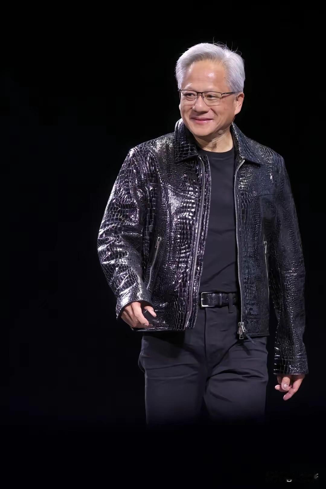 黄仁勋给天底下的女人提了个醒，嫁人可以嫁有钱的，也可以嫁长得好看的，但一定