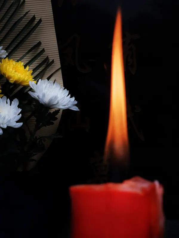 清明扫墓祭祖传承慎终追远之风清明时节，春和景明，扫墓祭祖成了不少人生活中的大