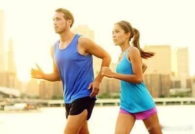 中国医师节医聊不打烊看见医百面【为什么运动有助于抗癌？】1、长期坚持有氧运动能