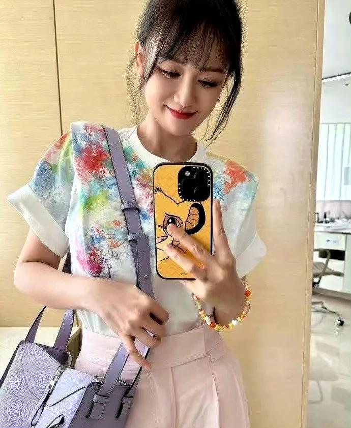 终于知道很多网友为什么嫉妒陈乔恩了，因为她的恋爱结婚是很多女人梦里想象的恋爱和结