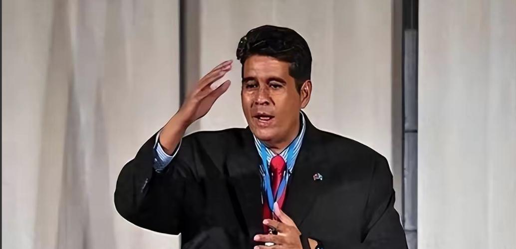 “中国你别逼我，我有权选择跟台湾当局做‘朋友’，你管不着”帕劳总统惠恕仁最近