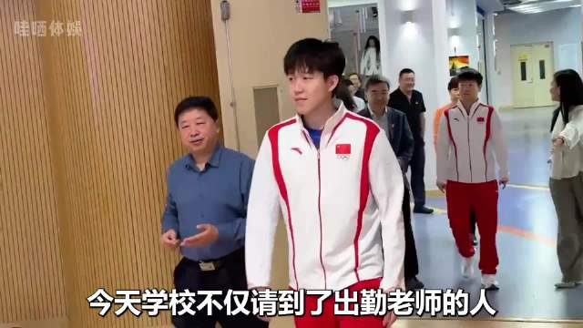 下次请王楚钦一定要记得请他的使用说明书，自愿上班和被迫营业果然不一样