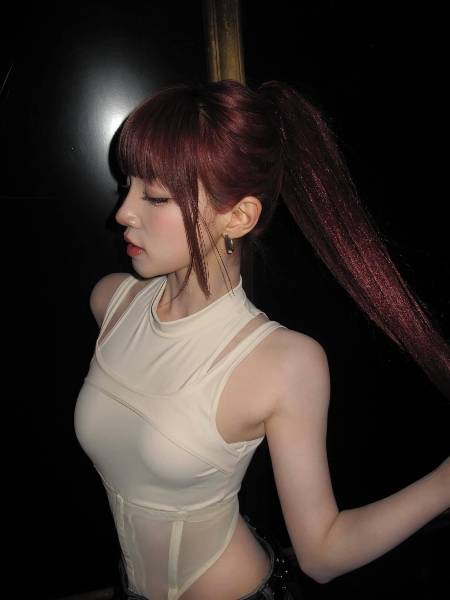 宋雨琦透视网纱连体衣