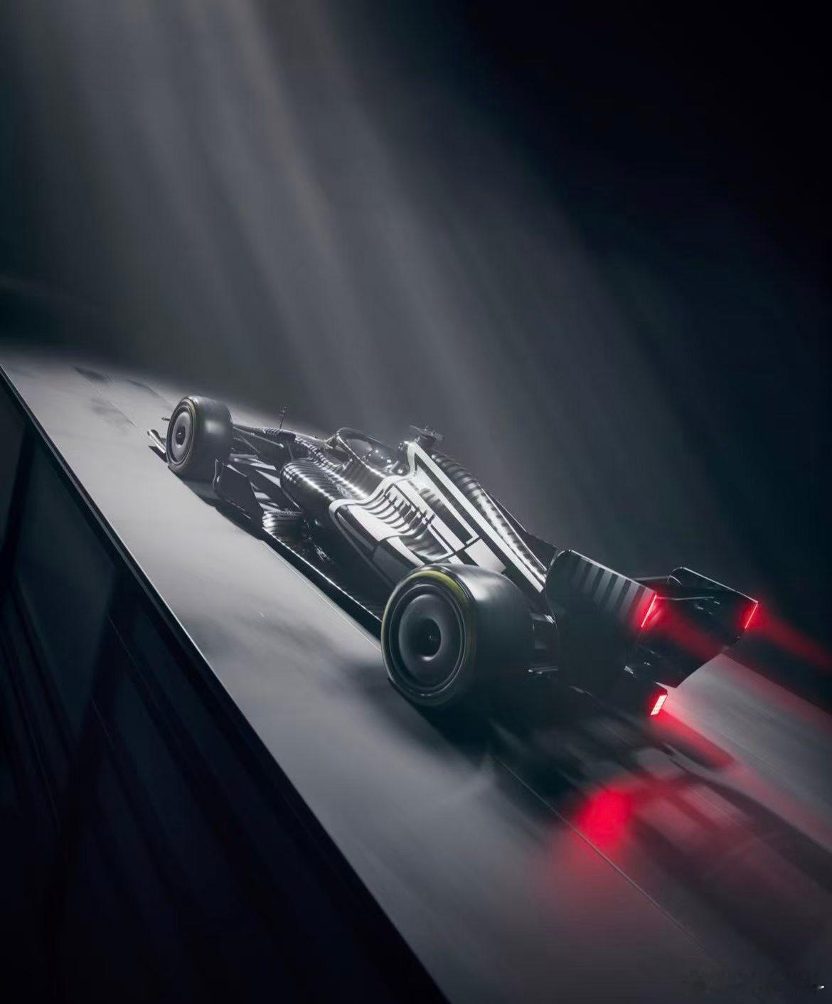 凯迪拉克新的F1赛车测试涂装发布，鼻锥写满了团队所有参与者姓名，最上方有佩雷斯、