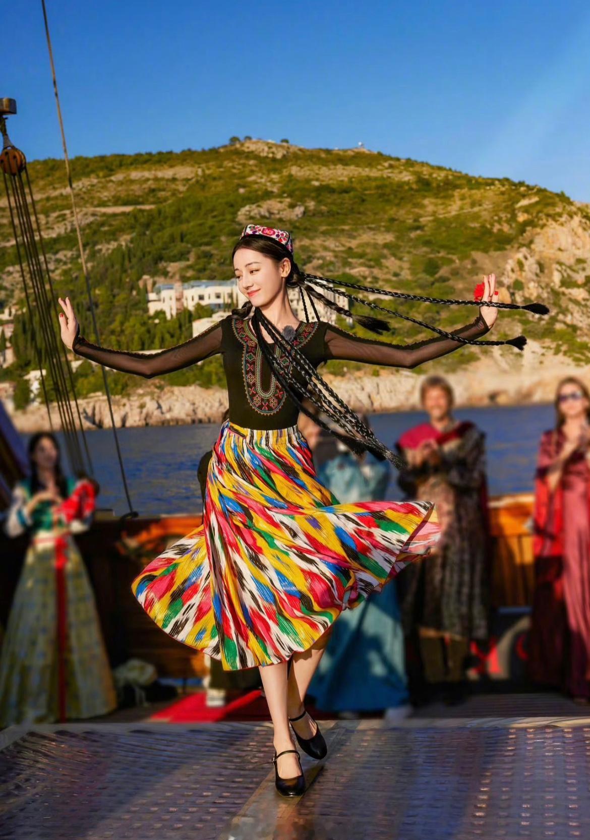 花少8网传最新阵容之前网友总结花少的定律是：神一季鬼一季、看奇不看偶。这次直接把