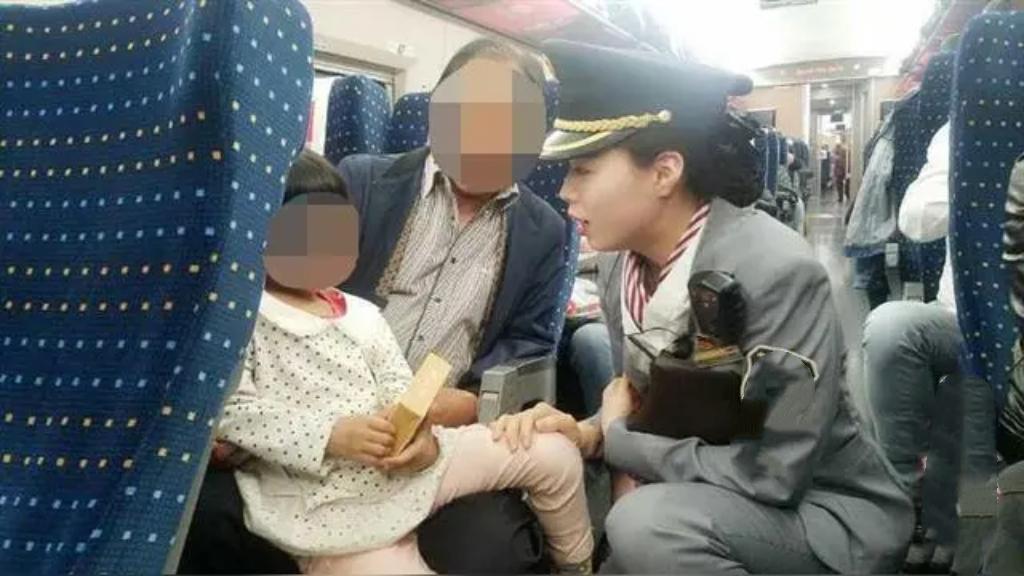 辽宁4岁女童田间车内失踪超36小时近千人力寻仍无音讯2025年10月15