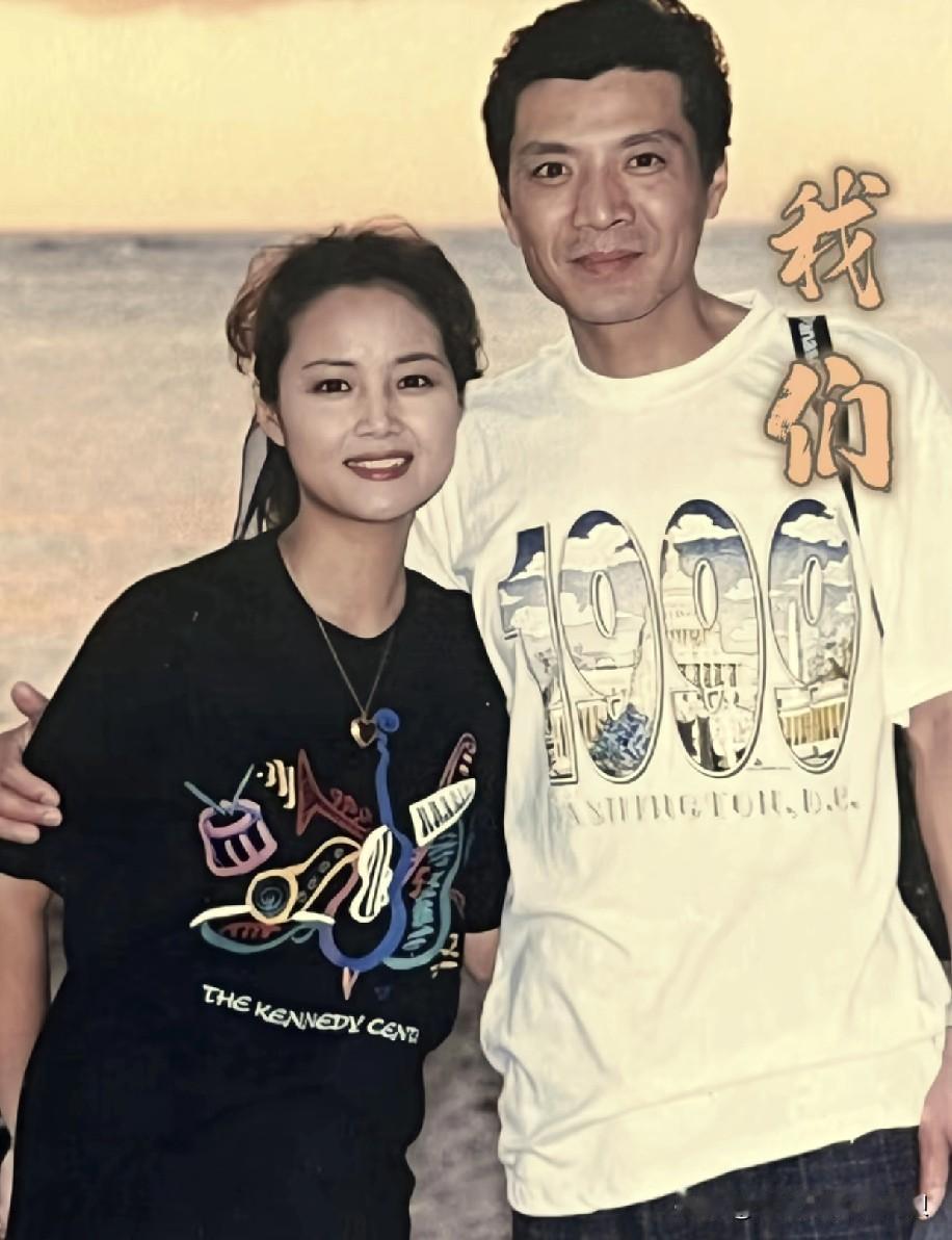 这对娱乐圈的半路夫妻挺有趣的。都是非常年轻就结婚了，第一段婚姻都持续得时间很