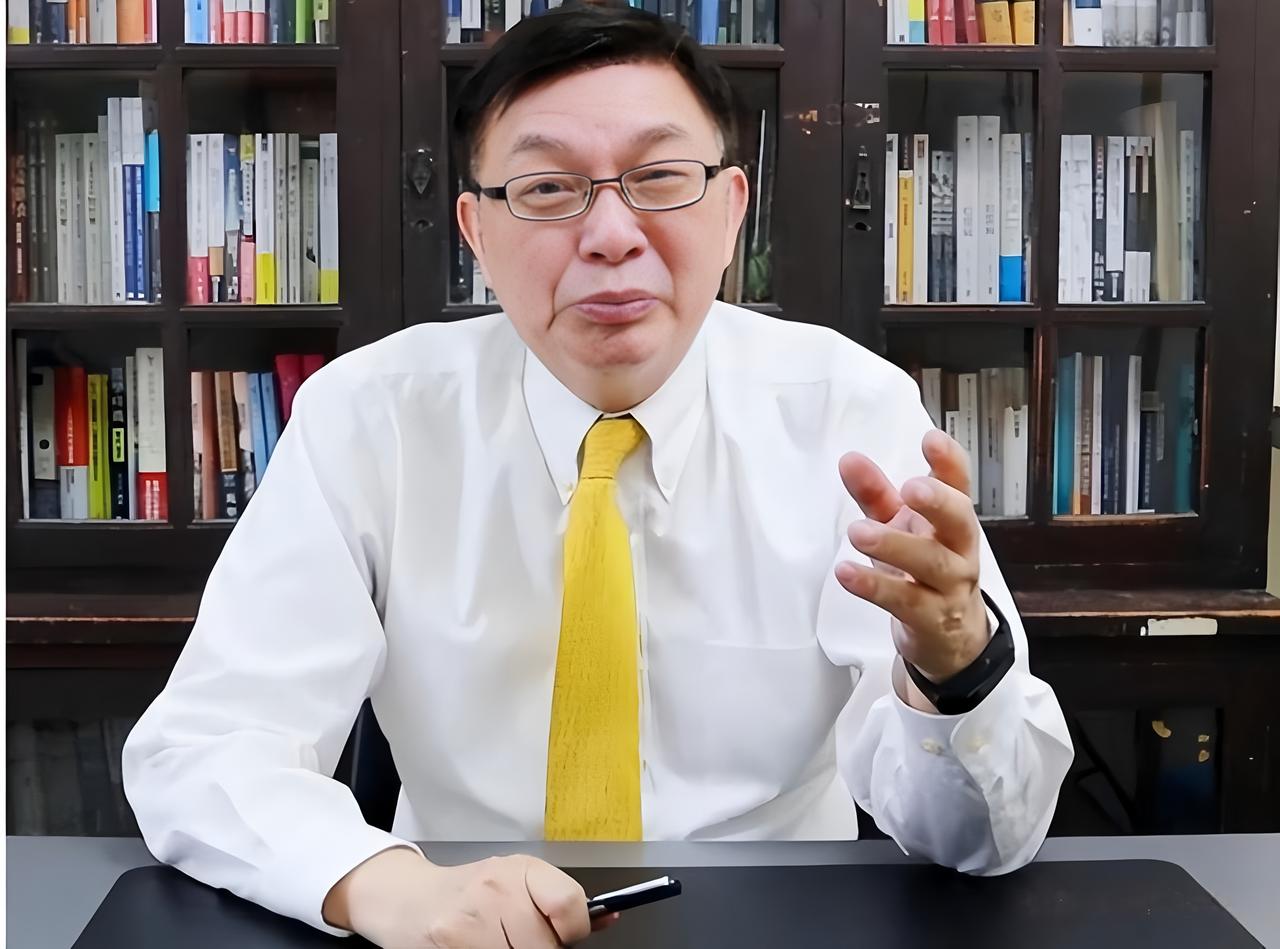 台大苑举正发飙了：赵少康选国民党主席，干的三件事真“坑”！一坑自己——多年人设一
