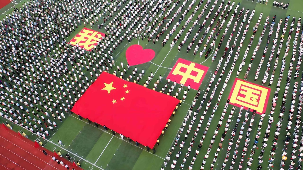 时代变了，祖国强大了。据新华社最新消息，2025年，中国出国留学生人数超过5