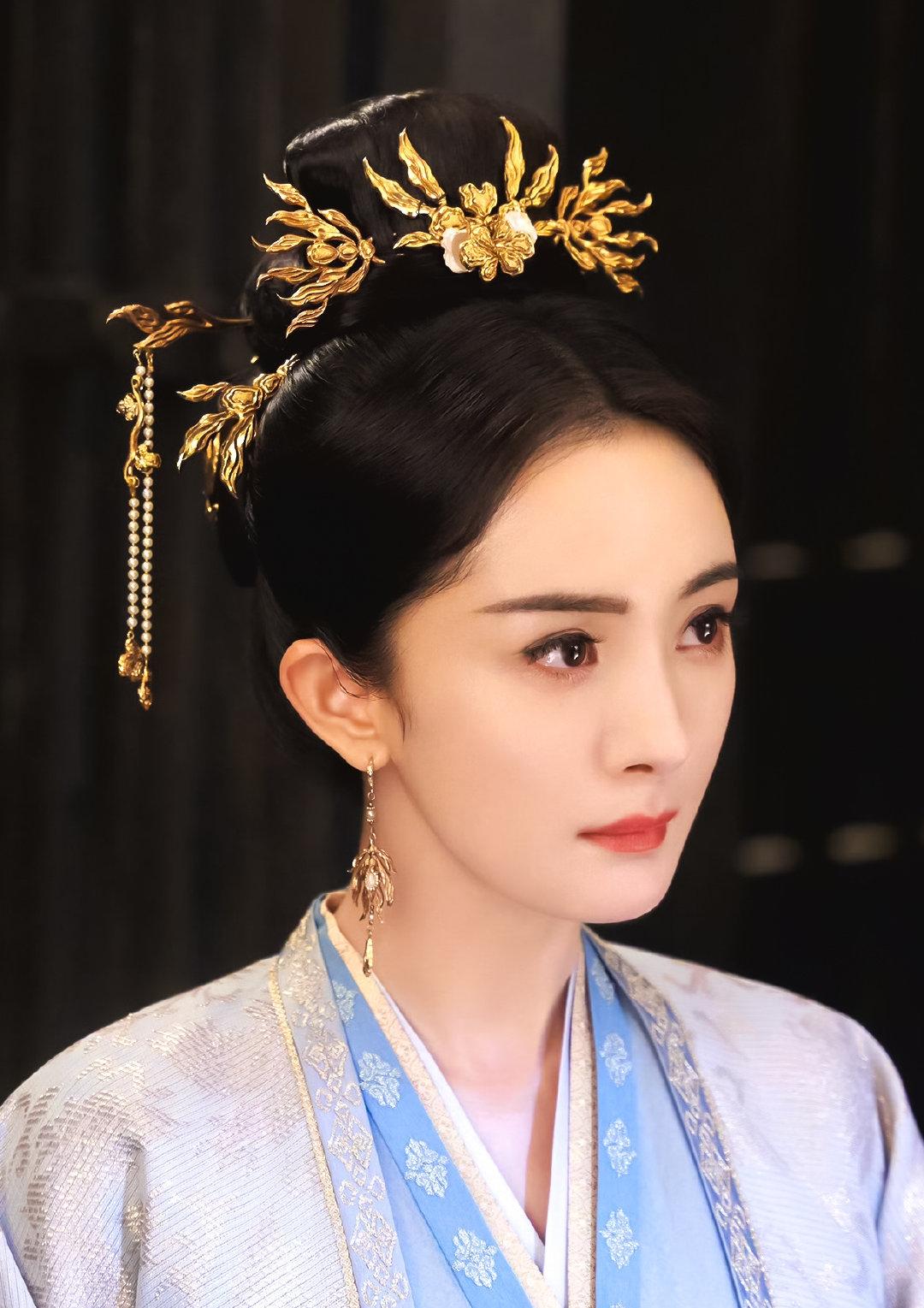 万万没想到杨幂粉丝和刘学义粉丝能打起来我看了下，大概就是因为《江山大同》是