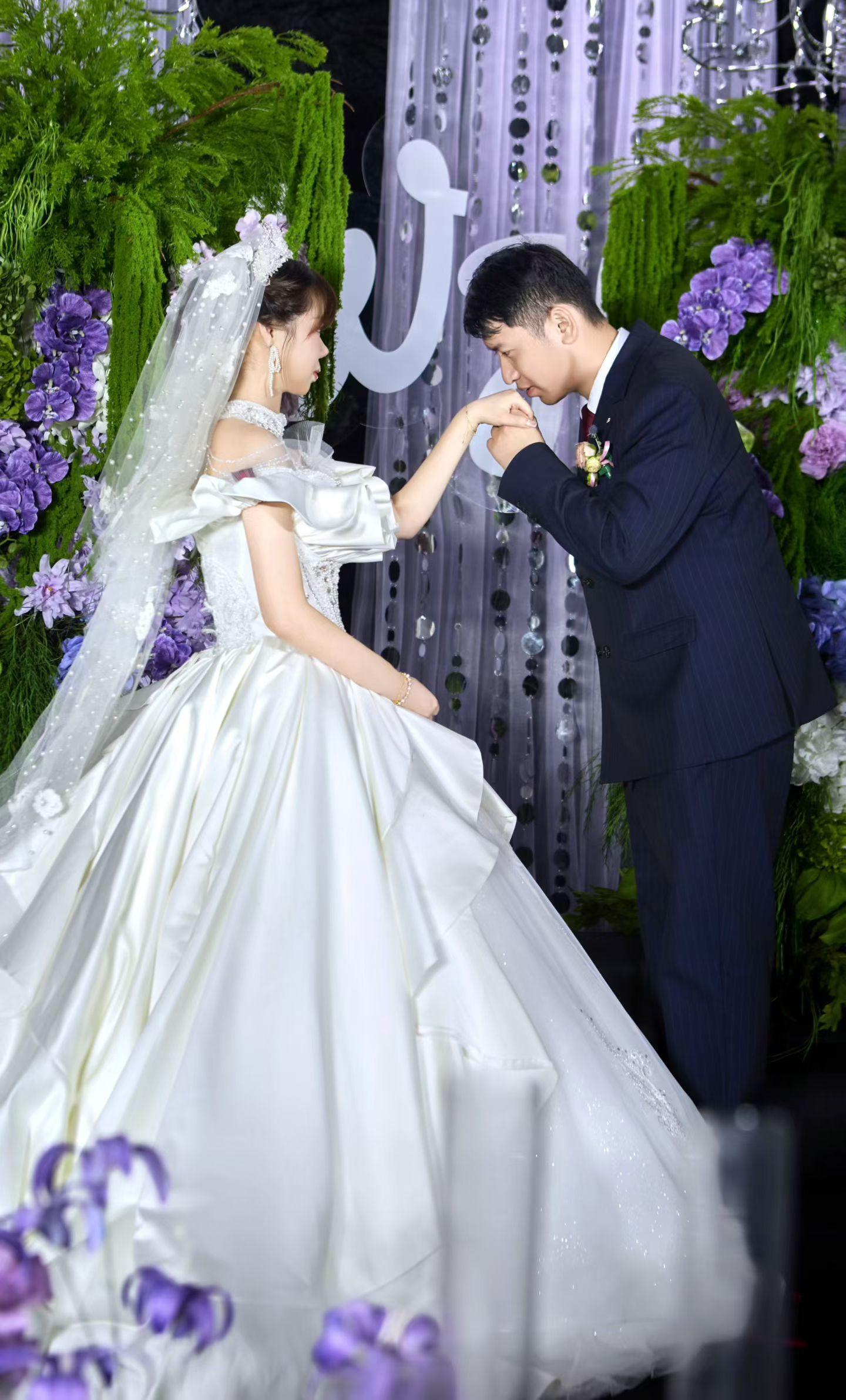 感动😭。👰