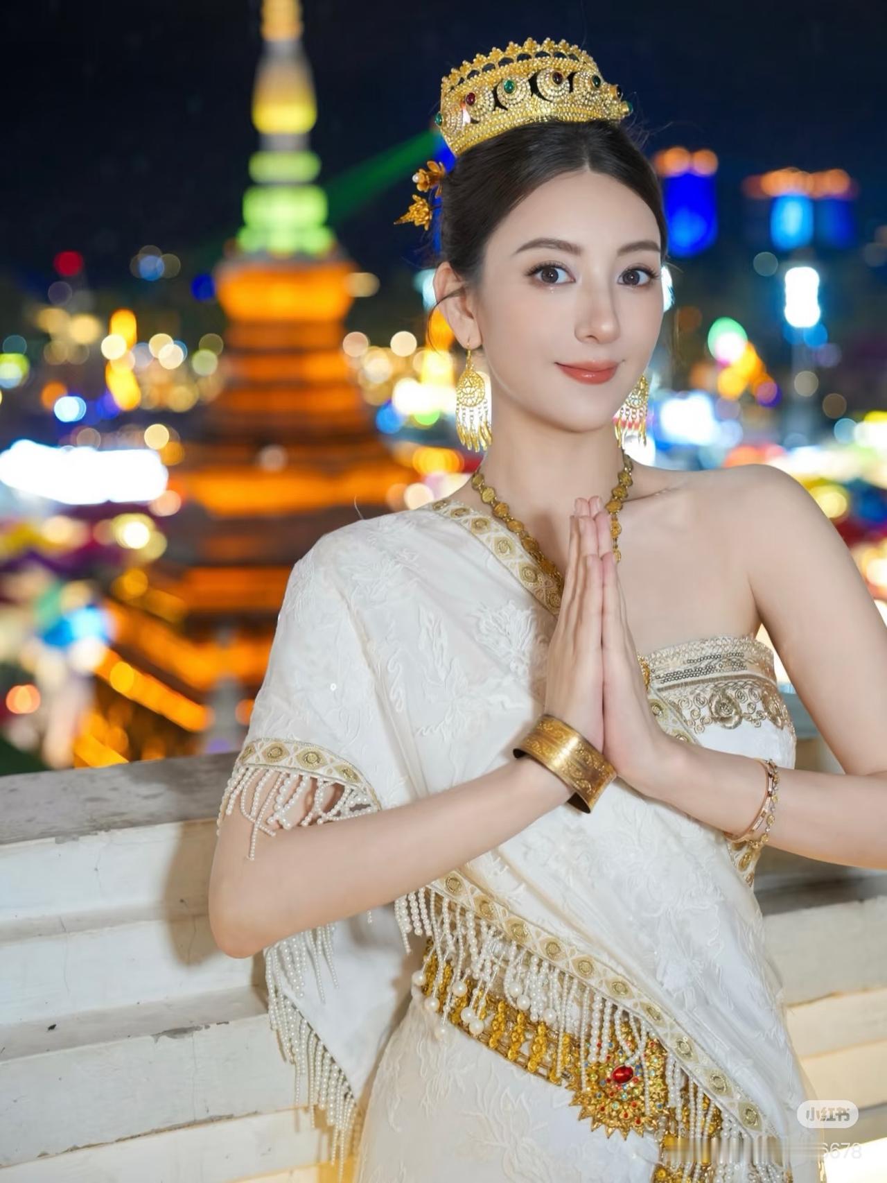 方媛，引发热议！今日，郭富城老婆方媛在社交平台更新动态！晒出在云南旅游时拍摄