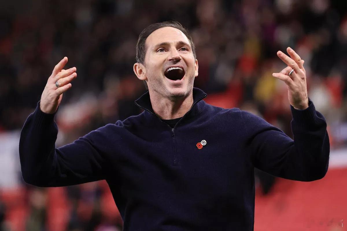 考文垂考文垂取得了一波4连胜，这其中包括击败了冲超对手斯托克城、米德尔斯堡。目