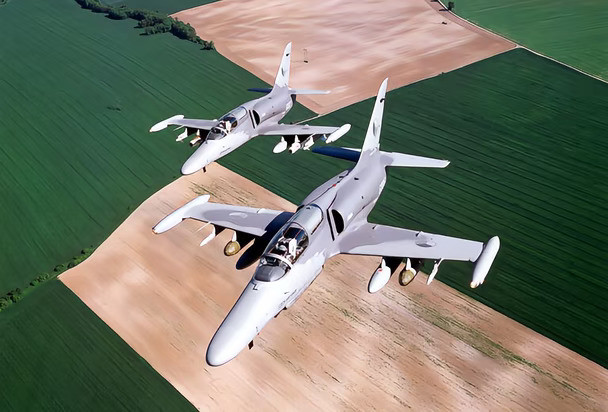 L‑159ALCA先进轻型攻击机（捷克沃多乔迪航空）基础概况原型源自经典L‑39“信天翁”喷气教练机