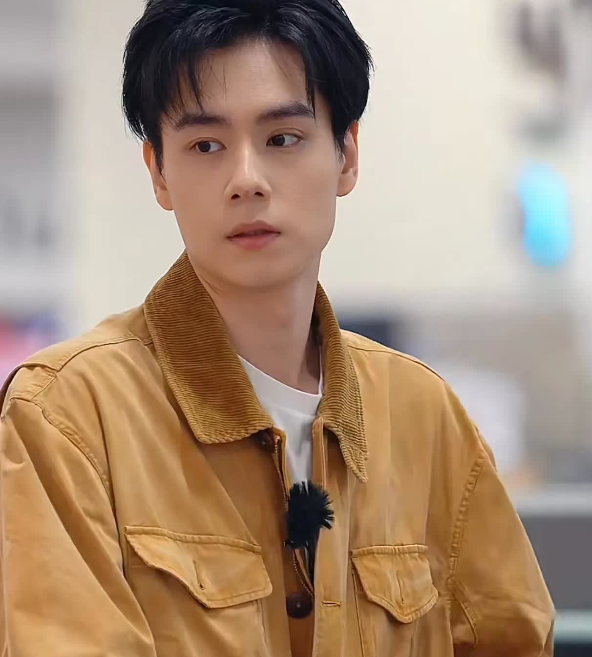 为什么胡一天有700天没进组原因很简单不是因为没剧本找他，也不是他不接受