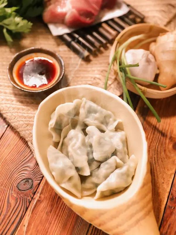 头伏饺子吃了没？豫北地区有头伏吃饺子的习俗，想知道为啥，是为了伏天养生，特别是今