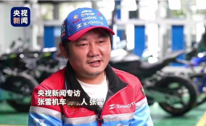 万万没想到！如今在国际WSBK赛道上硬刚老牌豪门雅马哈的国产张雪机车，能拿出