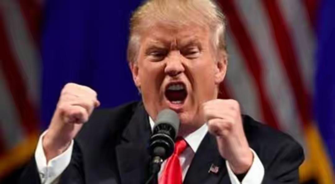 当不成总统了？刚发起斩首行动，特朗普就迎来噩耗，美国陷入混乱越来越多的迹象表明