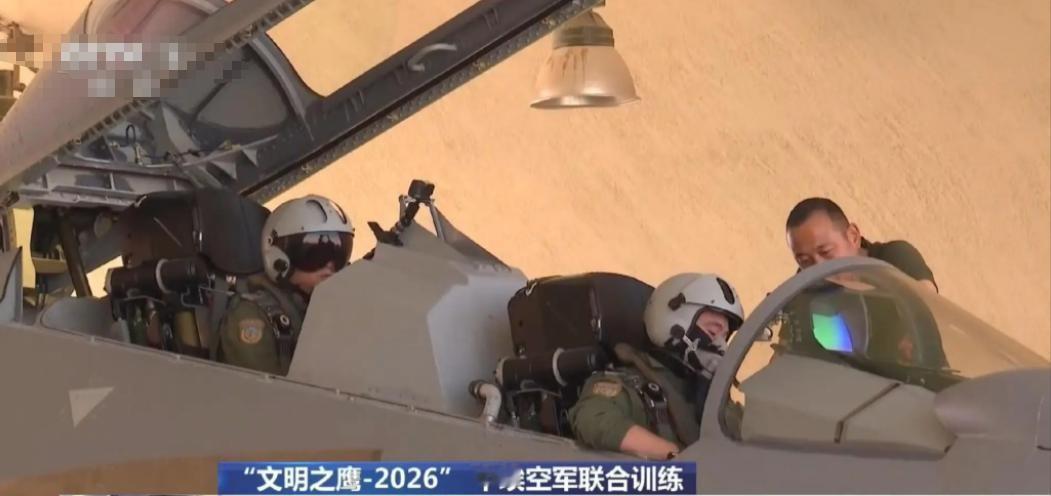 此刻，当世界几乎所有的目光都聚焦于中国军力的真实水位时，一份被重新翻出的旧数据正