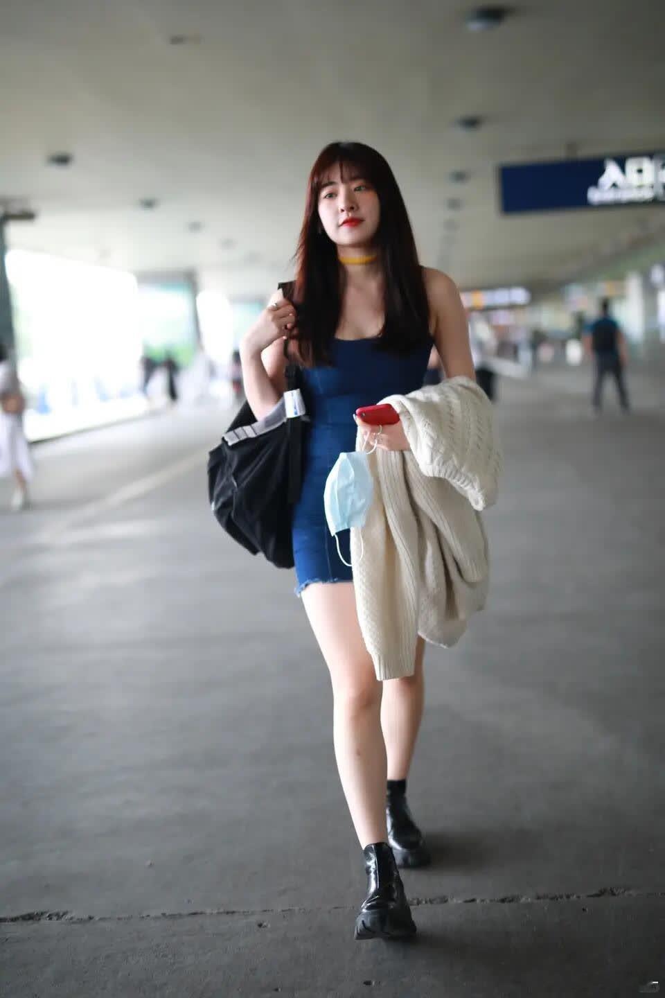 黄一鸣女儿上户口!这妈也太硬气了!黄一鸣女儿上户口!这波操作藏着多少妈妈的