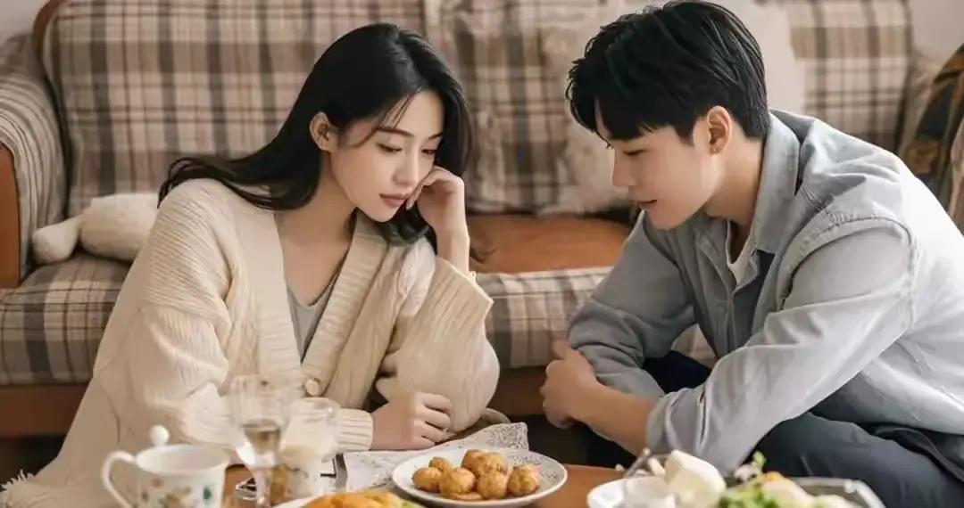 男闺蜜深夜来电，苏婷扔下恋爱三周年男友直奔酒局，情侣座票根+十指紧扣监控曝光后，