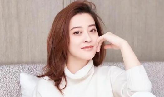 演员梅婷说：“我在家里从来没有做过家务，我洗一个碗，他也跟我说，你不要洗，放在那