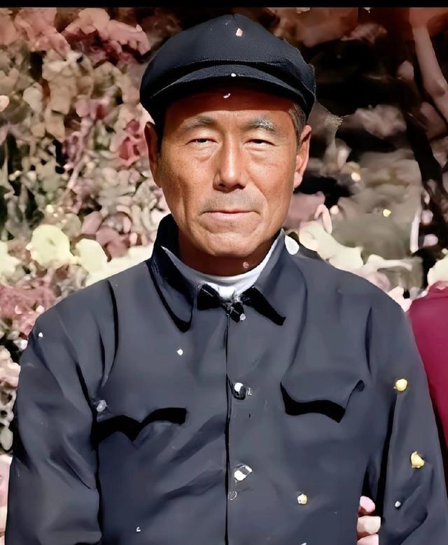 他是抗美援朝战场上最不听话的兵，但他的名字却让敌人闻风丧胆！他是让首长又爱又恼的