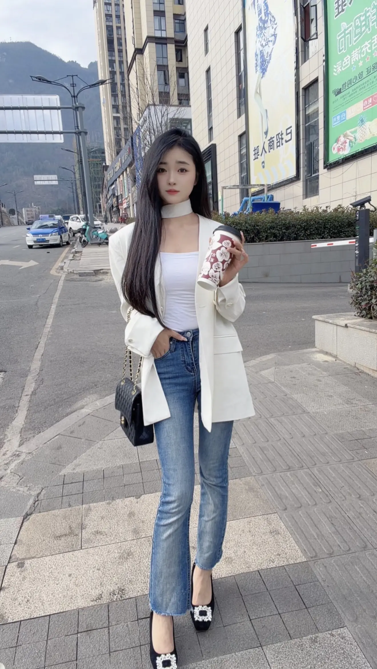 奶茶一杯快乐加倍