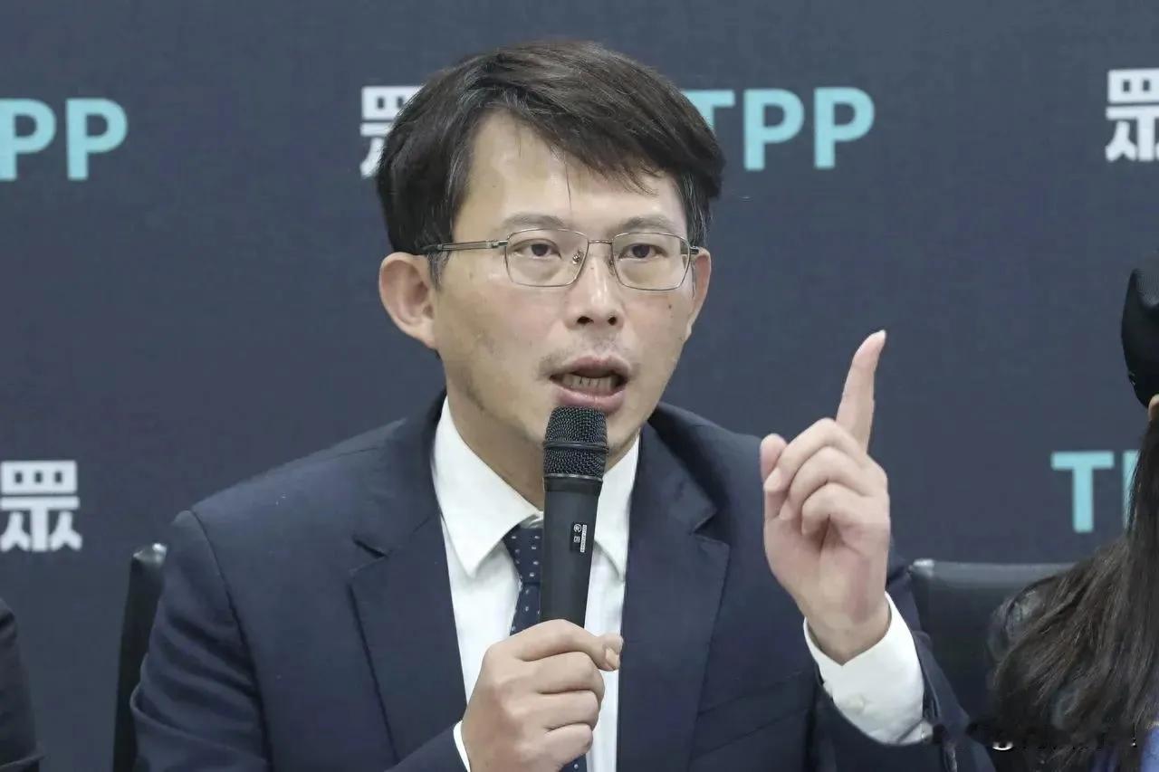 原来黄国昌一直想来大陆？别被骗了，黑名单才是他最好的“护身符”！黄国昌一句：