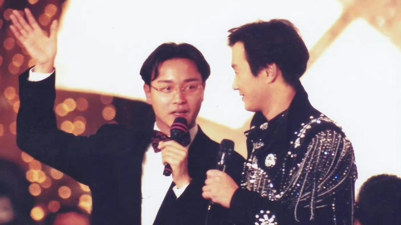 张国荣歌曲上歌手2026舞台，你觉得谁来唱？其实，谁来唱，都会出现不一样的结