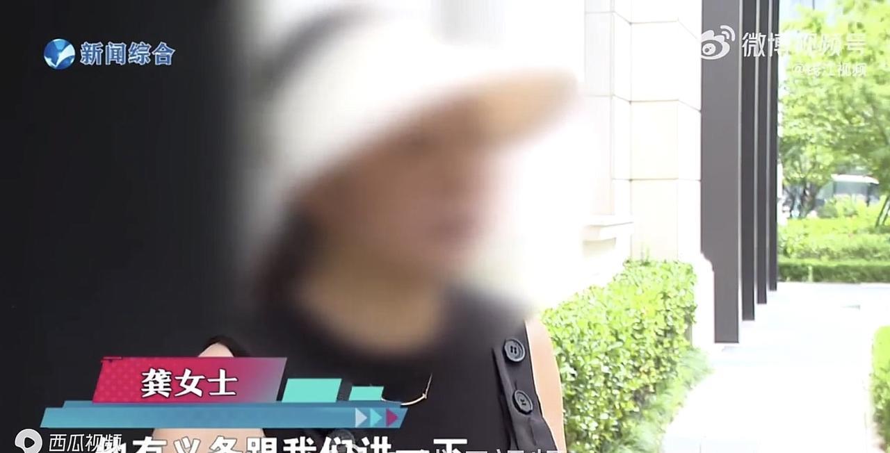 浙江桐乡，女子例假刚结束，就迫不及待去学游泳，没想到游完当天夜里，女子就大出血
