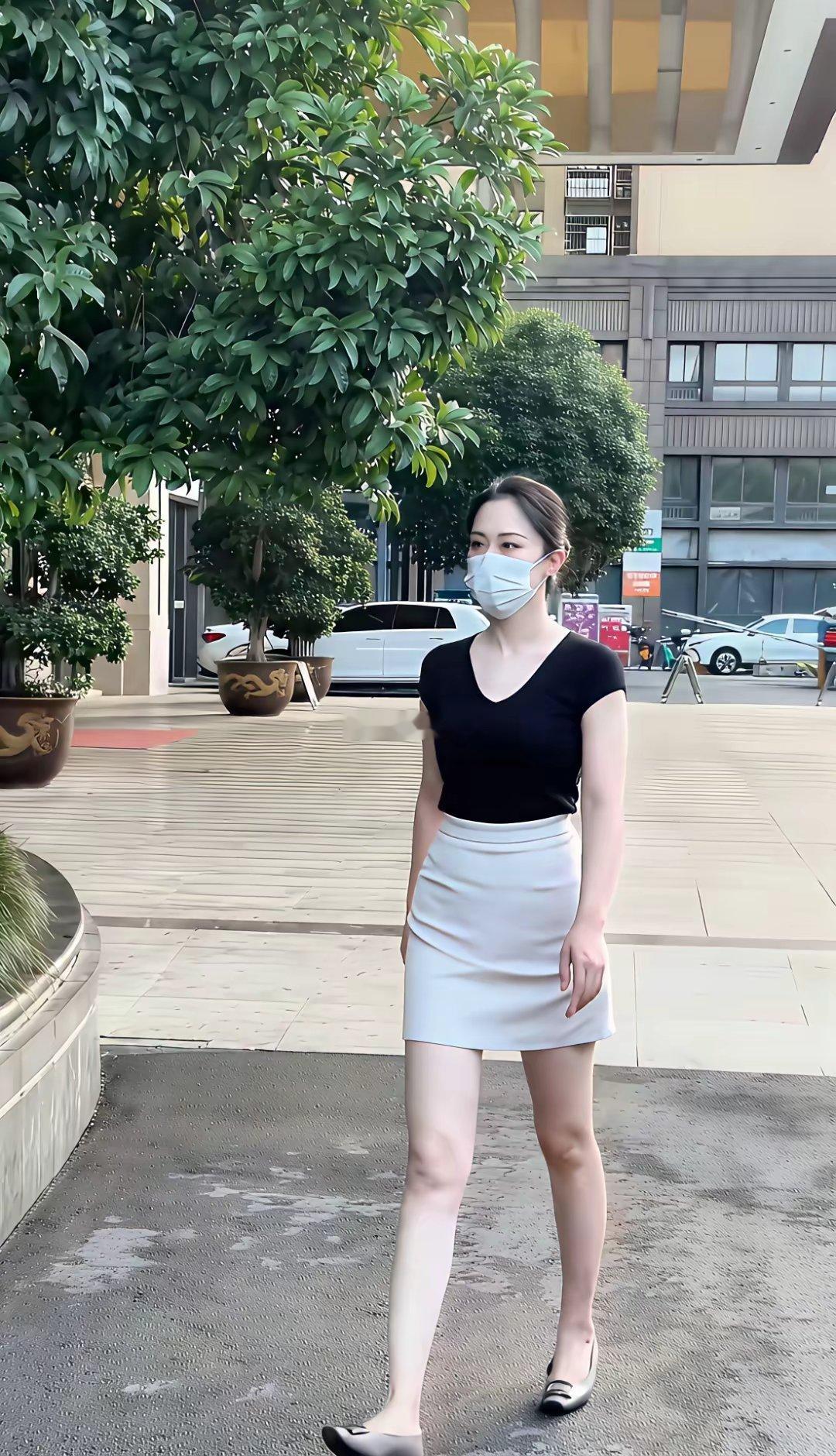 这样的女孩，一看就知道是体制内的！