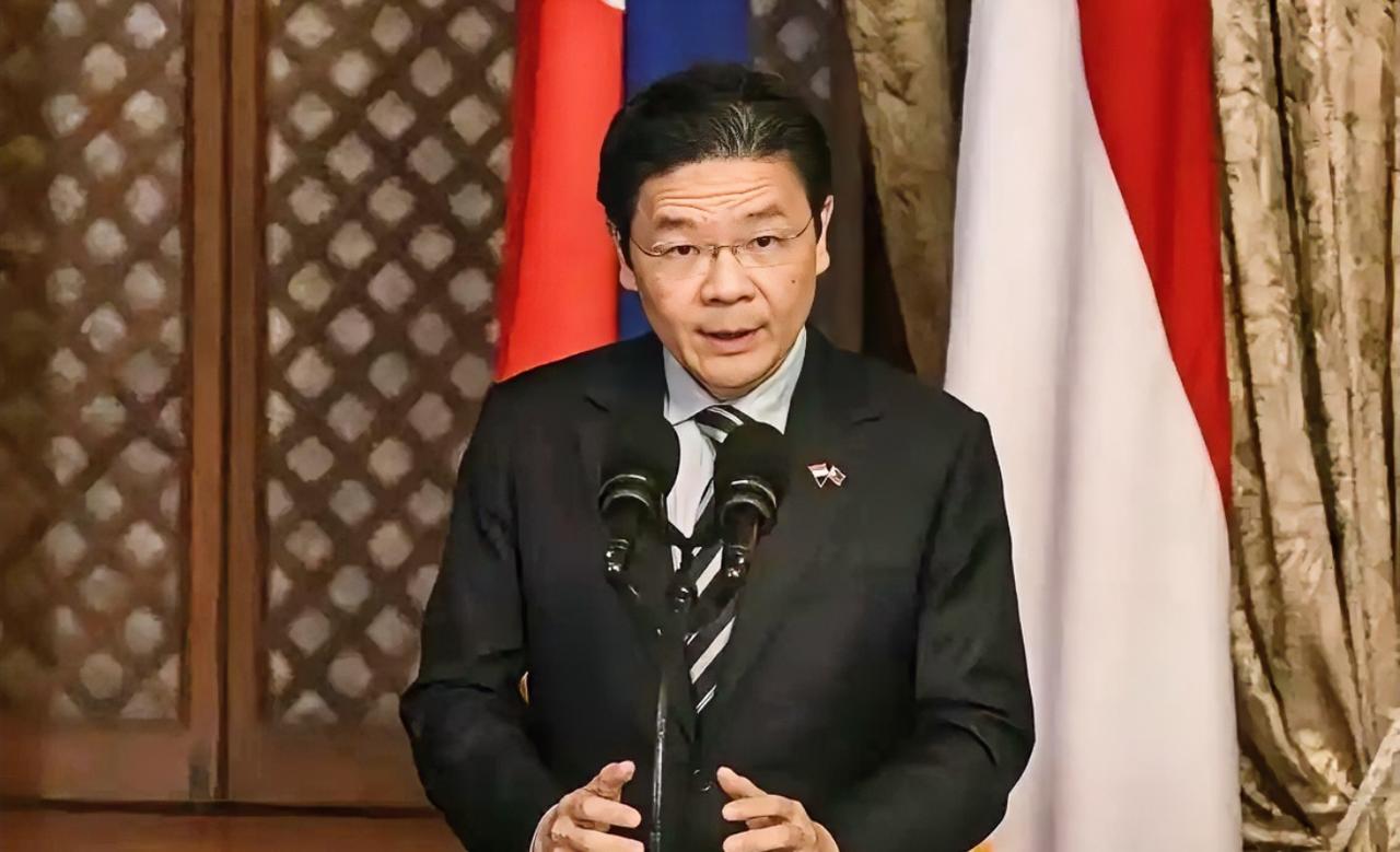 12月21日，新加坡总理黄循财在回答记者提问时表示：新加坡绝对不允许任何国家和企