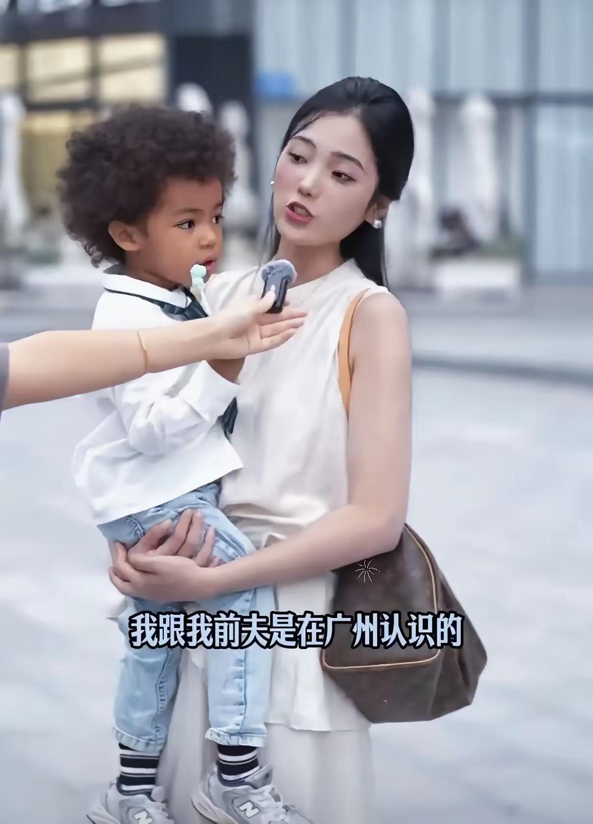 成都女生接受采访时那叫一个气愤!说自己跟外国前夫生了混血宝宝,结果孩子刚落地,那