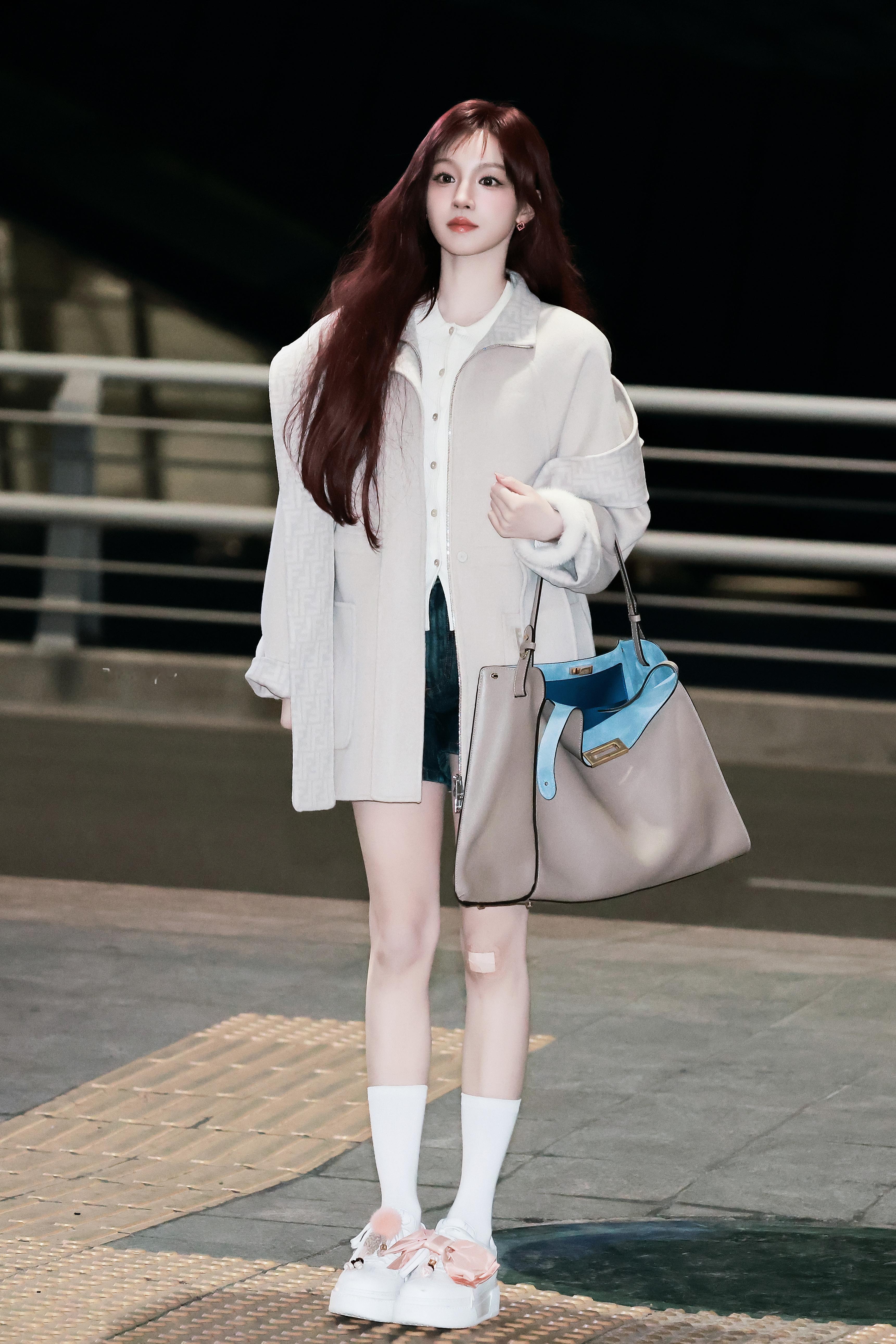 宋雨琦拆了假发第四次出席Fendi秀场期待女神闪耀米兰👜