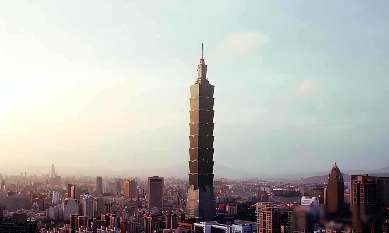 王毅发声，台海升温，反制开始2025年12月底，解放军东部战区组织了一场代号