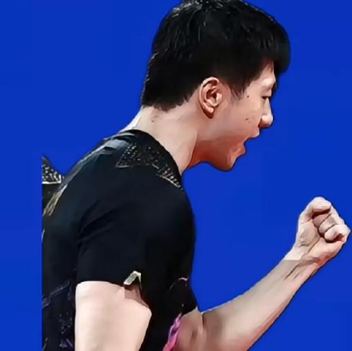 若有战召必回“一对一”马龙给向鹏当陪练38岁的马龙身为兵协副主席放下架