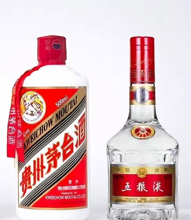 茅台和五粮液的区别，用一句话就能讲明白茅台的核心竞争力，两个字：稀缺。五粮液的核