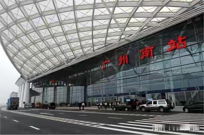全国压力最大高铁站：广州南站，设计上限早已被客流狠狠突破在国内一众大型高铁