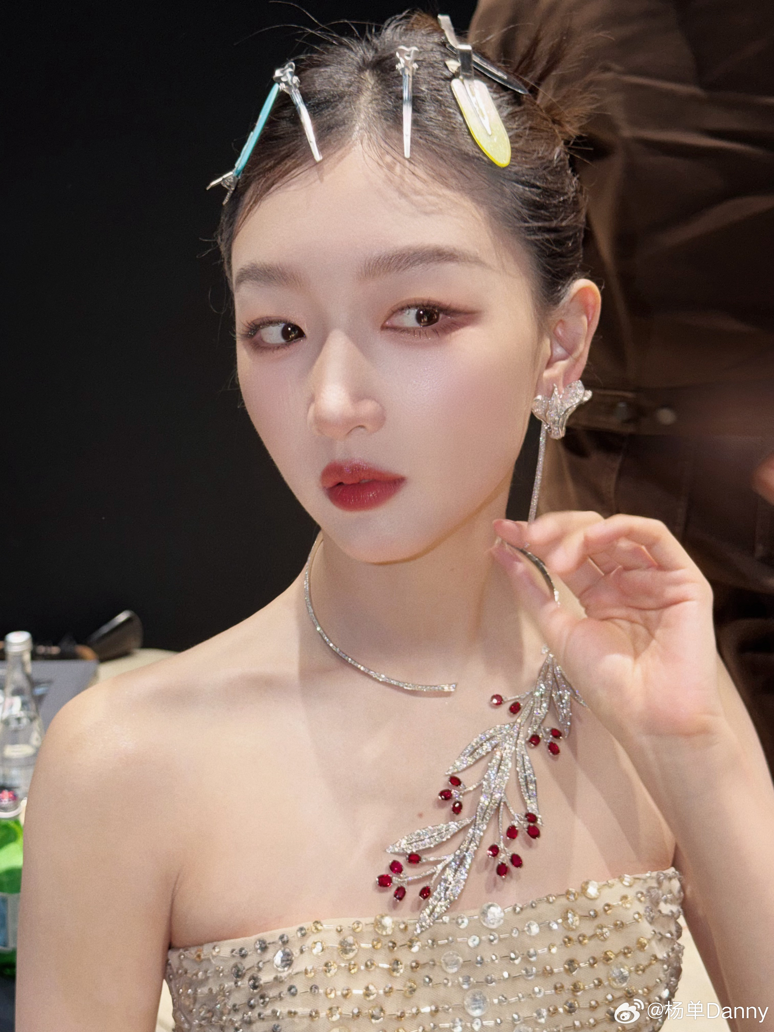 我镜头里的周冬雨✨周冬雨春日醒肤记大师出妆美丽觉醒计划💄📷杨单杨单随手拍