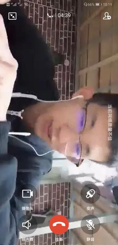 张雪峰最后一次直播画面，看着真让人心酸。3月24号那次直播，他虽条理清晰、口齿伶