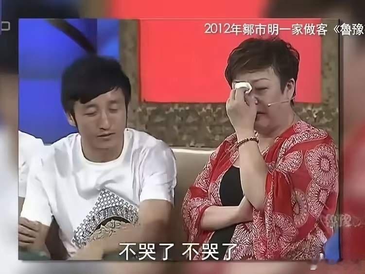 邹市明45岁重返拳击赛场听到这个消息，我估计最担忧难过的一定是邹市明的母亲。当年