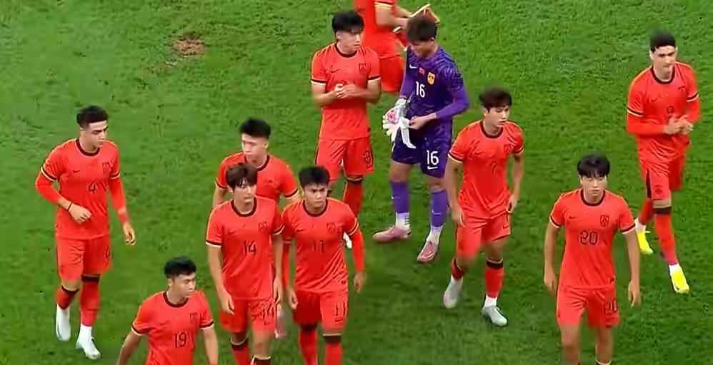 国足2-1战胜东帝汶，取得亚洲杯开门红！北京时间9月3日，正当全国人民都沉浸在