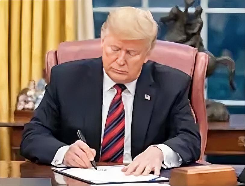 昨天特朗普说要在今天凌晨三点发布重大声明，是什么？全世界屏气凝神、惴惴不安等了一