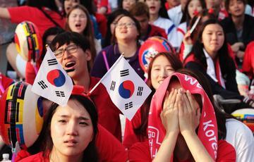 为什么韩国民调最讨厌的是中国？这么说吧，韩国人就只会嘴上喊喊，其实做梦都想成为中
