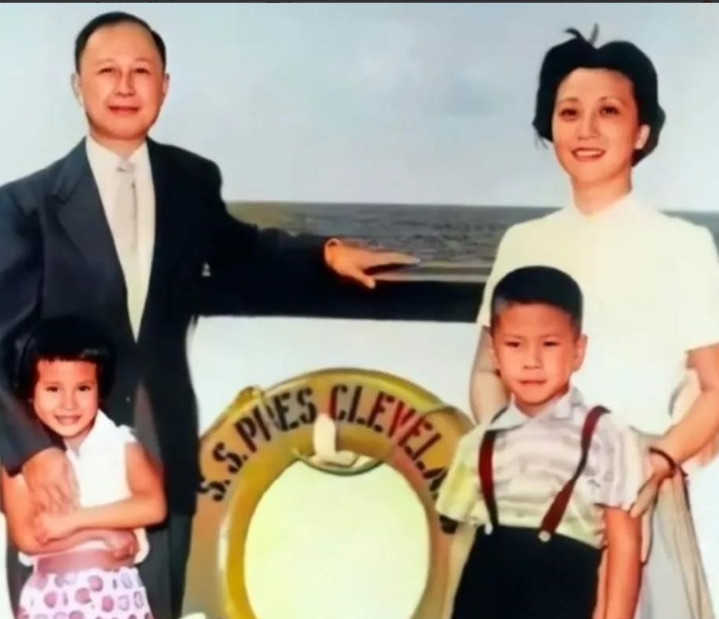 1955年，周总理收到一封求救信。他打开一看，立即让工作人员把信送到日内瓦。日内