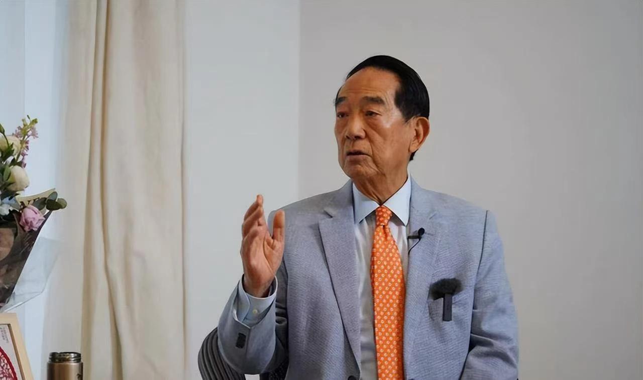 宋楚瑜罕见向郑丽文喊话，非常不简单！如今，岛内蓝绿对决之势非常激烈，突出表现