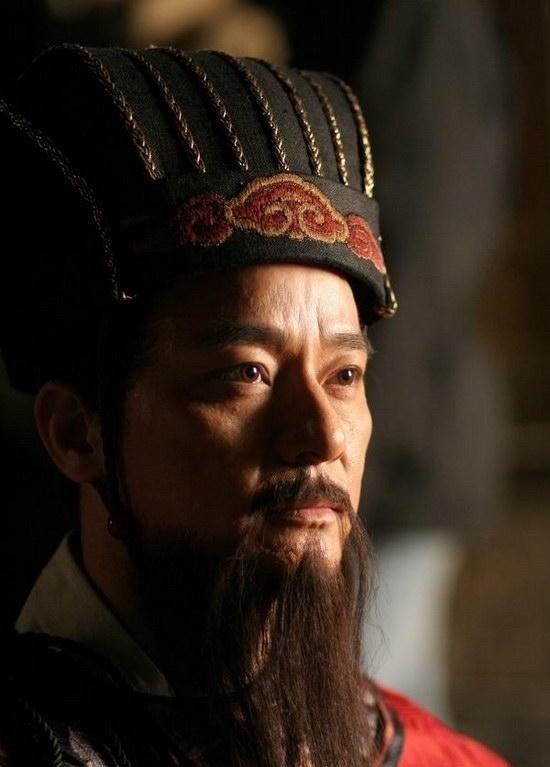 明代内阁有个不成文的规定，吏部尚书不能做首辅，甚至不入阁。想要进内阁做大学士，那