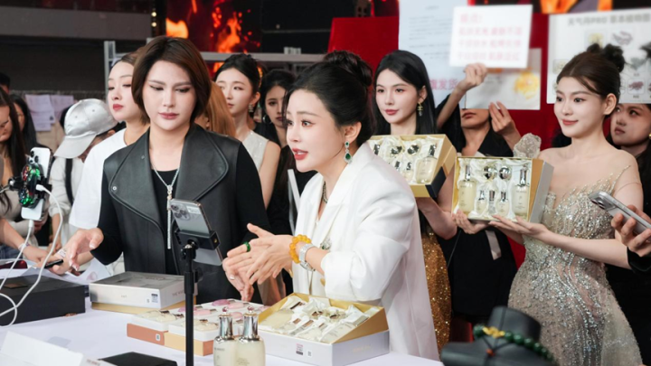 初瑞雪上任后, 辛选的双十一变样了