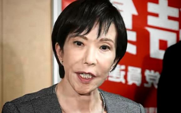 *日本真要率先打响第一枪？居然想用导弹瞄准咱们的军舰，看这架势，他们怕是早就做好